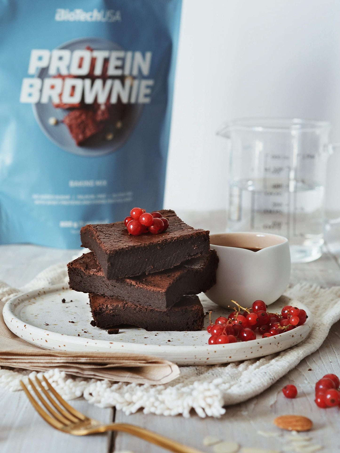 BioTechUSA Protein Brownie, Baking Mix with Collagen, whey proteins and sweeteners. 600 g, Chocolate BioTechUSA
