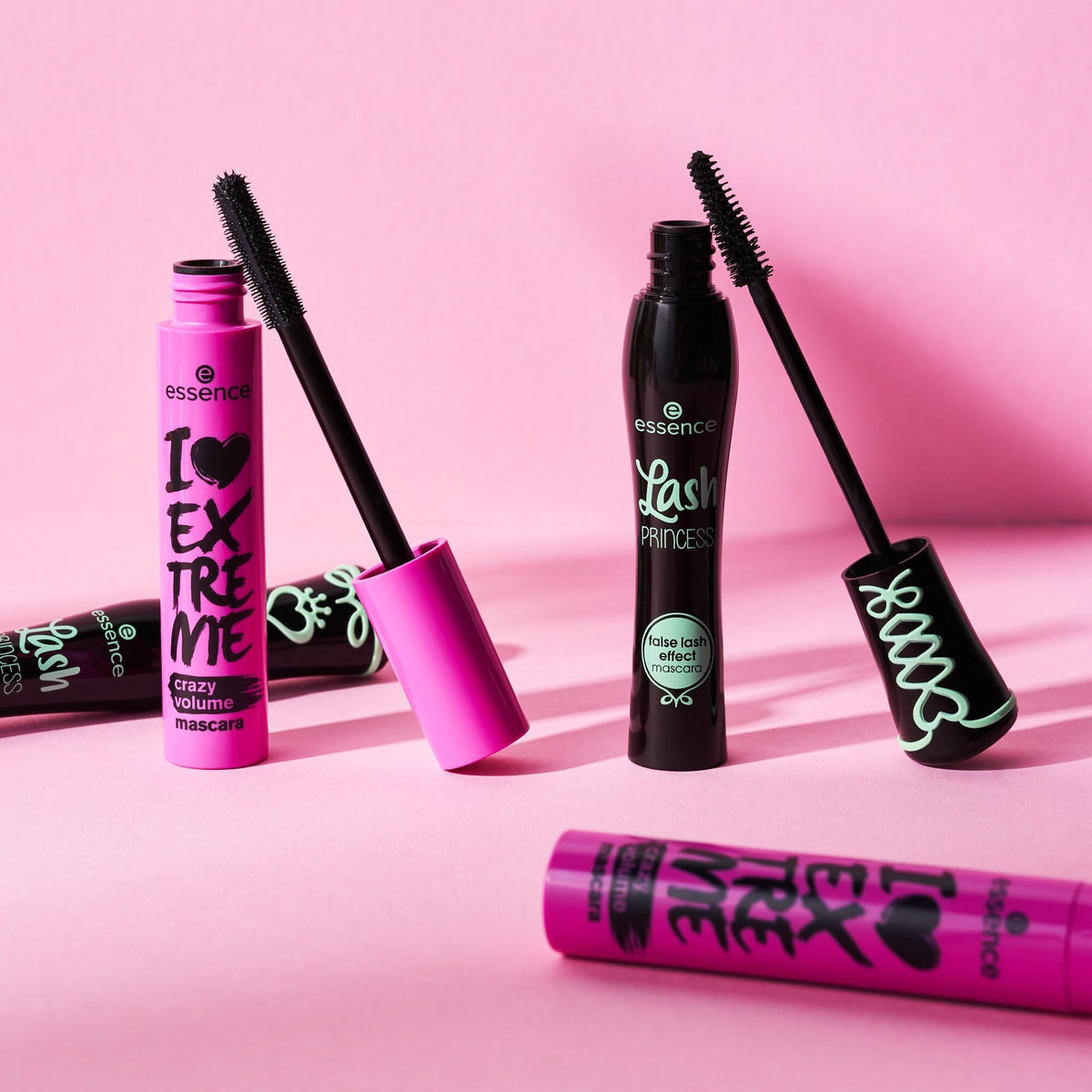 essence I Love Extreme Crazy Volume Mascara, Flake Free, Black (Pack of 1) Essence Cosmetics