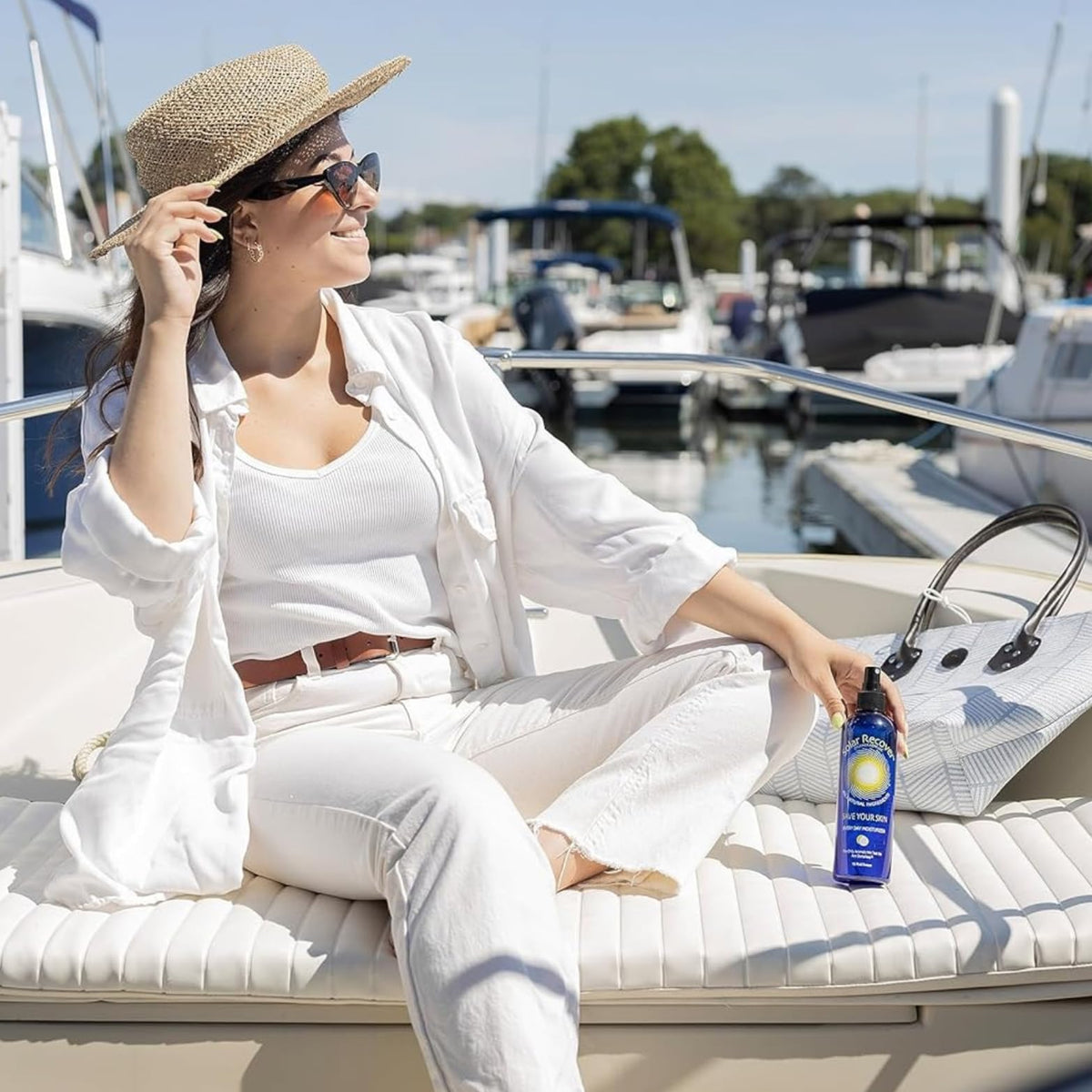 Solar Recover After Sun Moisturizing Spray (12 Ounce) - Hydrating Facial and Body Mist - 2460 Sprays of Sunburn Relief With Vitamin E and Calendula - Lotion Delivered in Water - Made in the USA Solar Recover