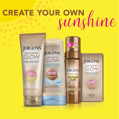 Jergens Natural Glow In Shower Lotion, Self Tanner for Medium to Deep Skin Tone, Sunless Tanning Wet Skin Lotion for Gradual Jergens
