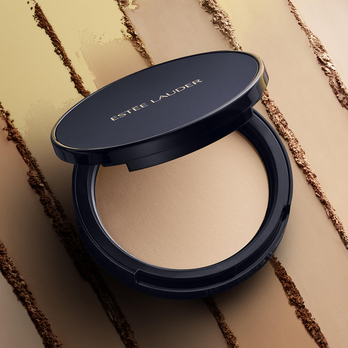 Estée Lauder Double Wear Stay-in-Place Matte Setting Powder Veil | Pressed Setting Face Powder Compact with Puff | Oil-Control with Sheer Coverage, Translucent Medium Estée Lauder