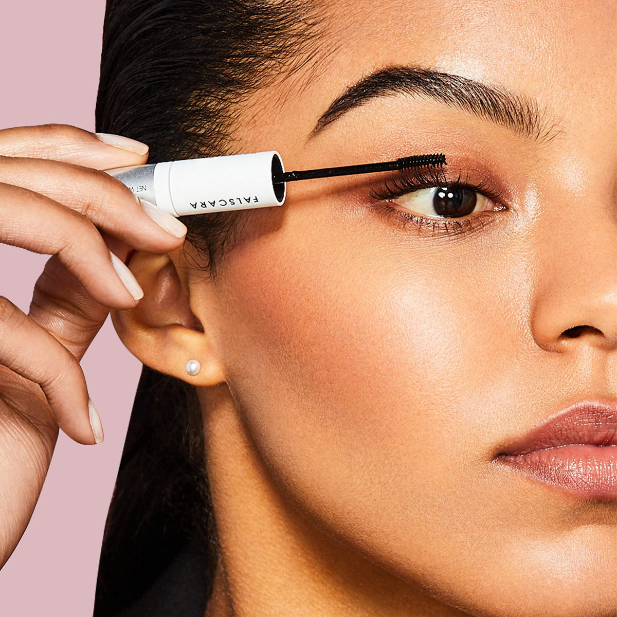 KISS Falscara DIY Eyelash Extension Bond & Seal Infused with Biotin & Vitamin E – Strong Gentle Comfortable Lash Adhesive for All Day Wear For Use With Falscara Lash Wisps, Remover, and Applicator KISS