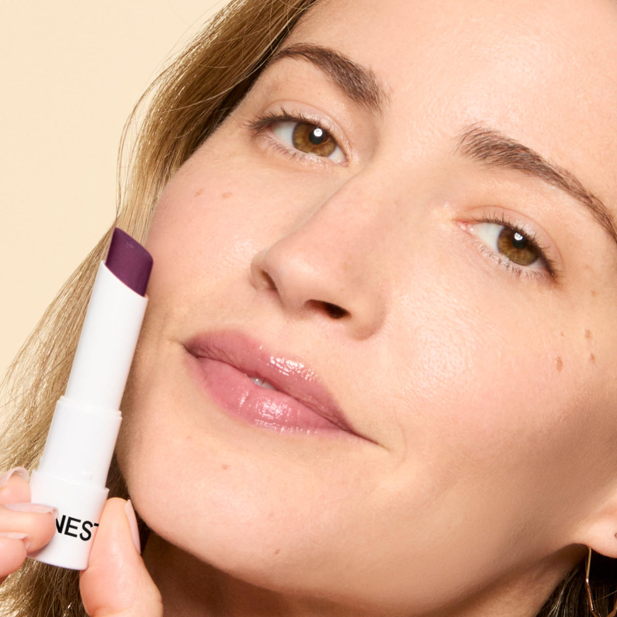 Honest Beauty Tinted Lip Balm, Cruelty-Free, Vegan, Moisturizing, Plum Drop Honest Beauty