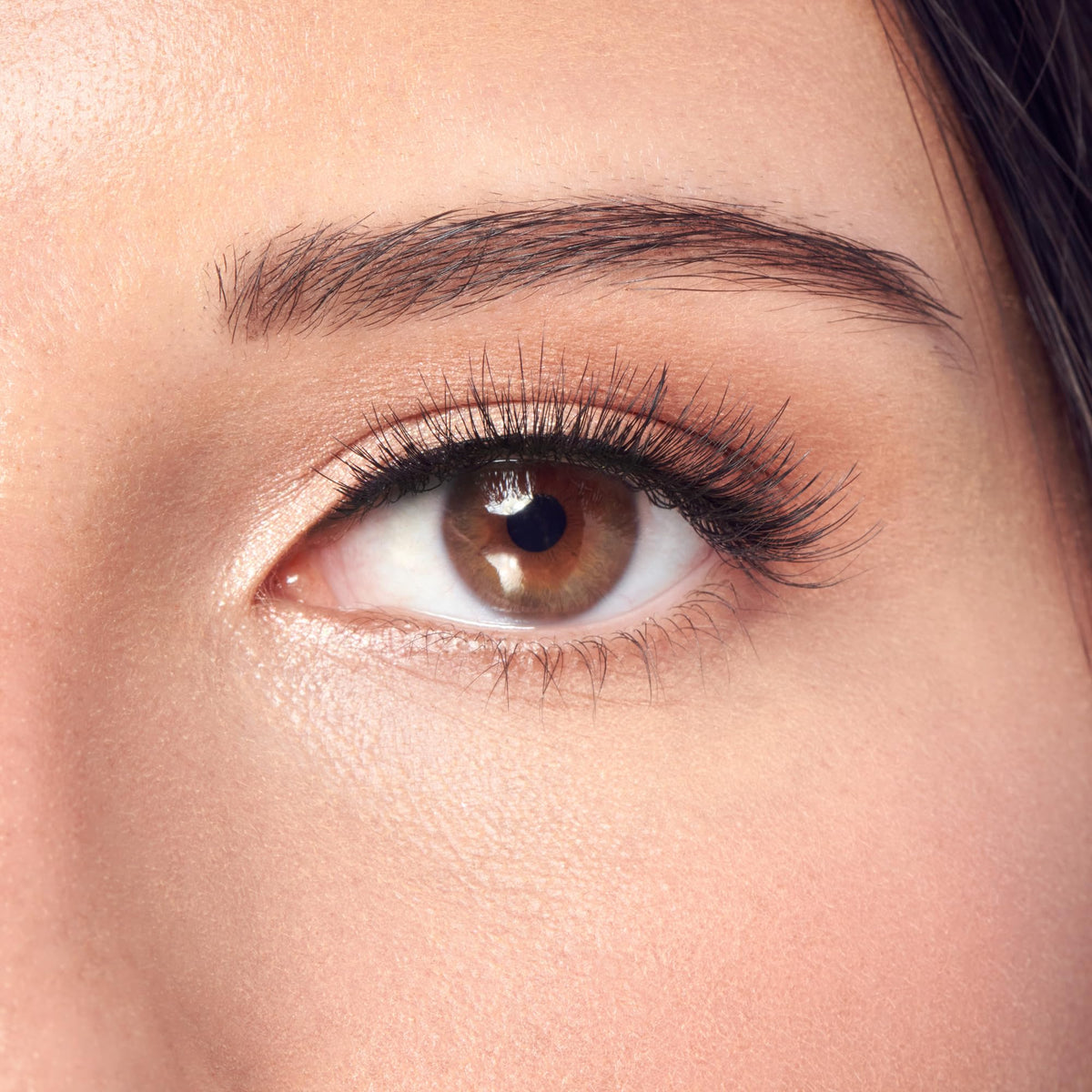 Kiss Looks So Natural, False Eyelashes, 'Shy', 12mm, Includes 5 Pairs Of Lashes, Easy to Apply, Reusable Lash Clusters KISS
