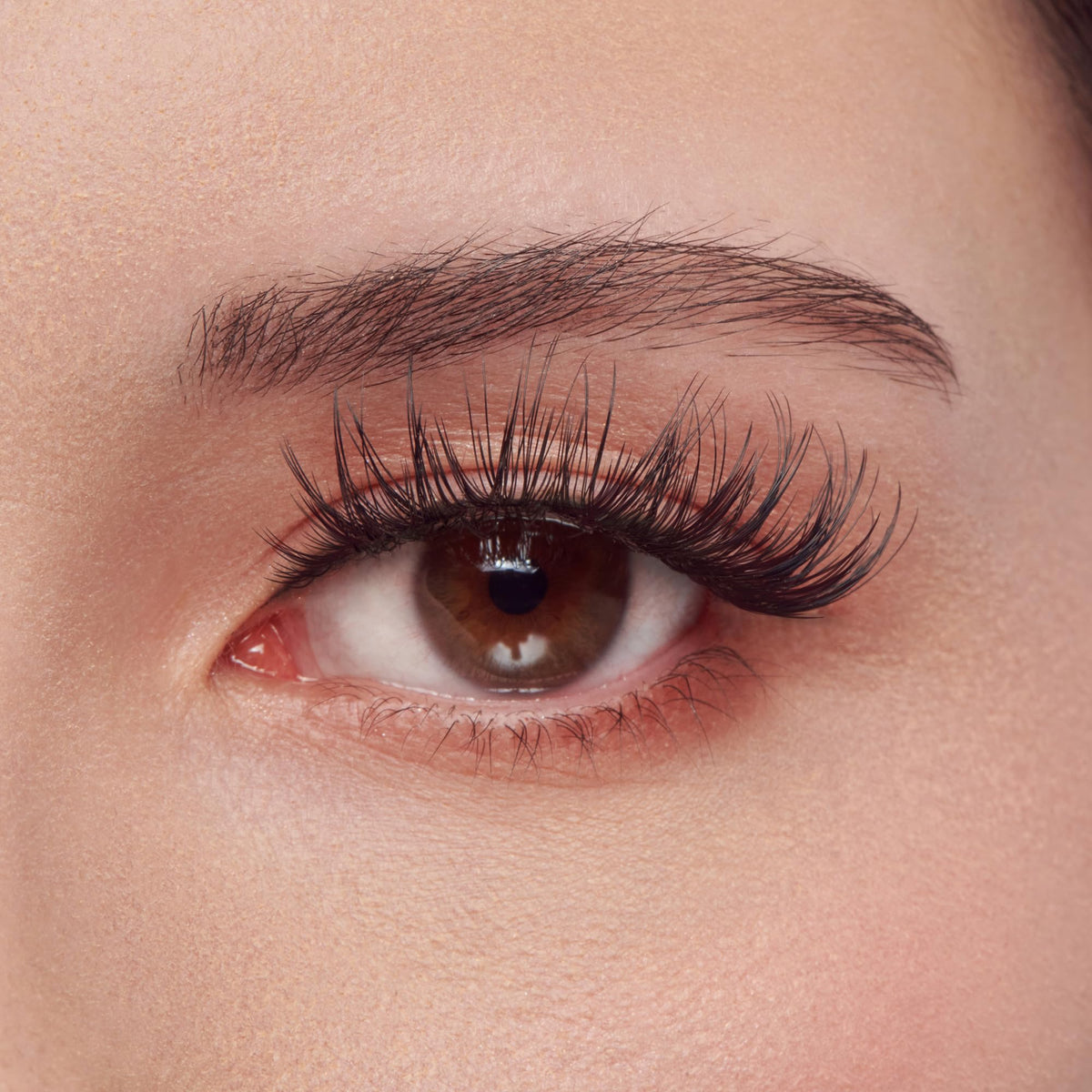 Kiss Lash Couture LuXtensions False Eyelashes, Royal Satin, 1 Pair, 10mm Flat Lash, Real Lash Extension Fibers, Lightweight Natural-Look Reusable D/C/J Curl Mix, Soft, Flexible Band KISS