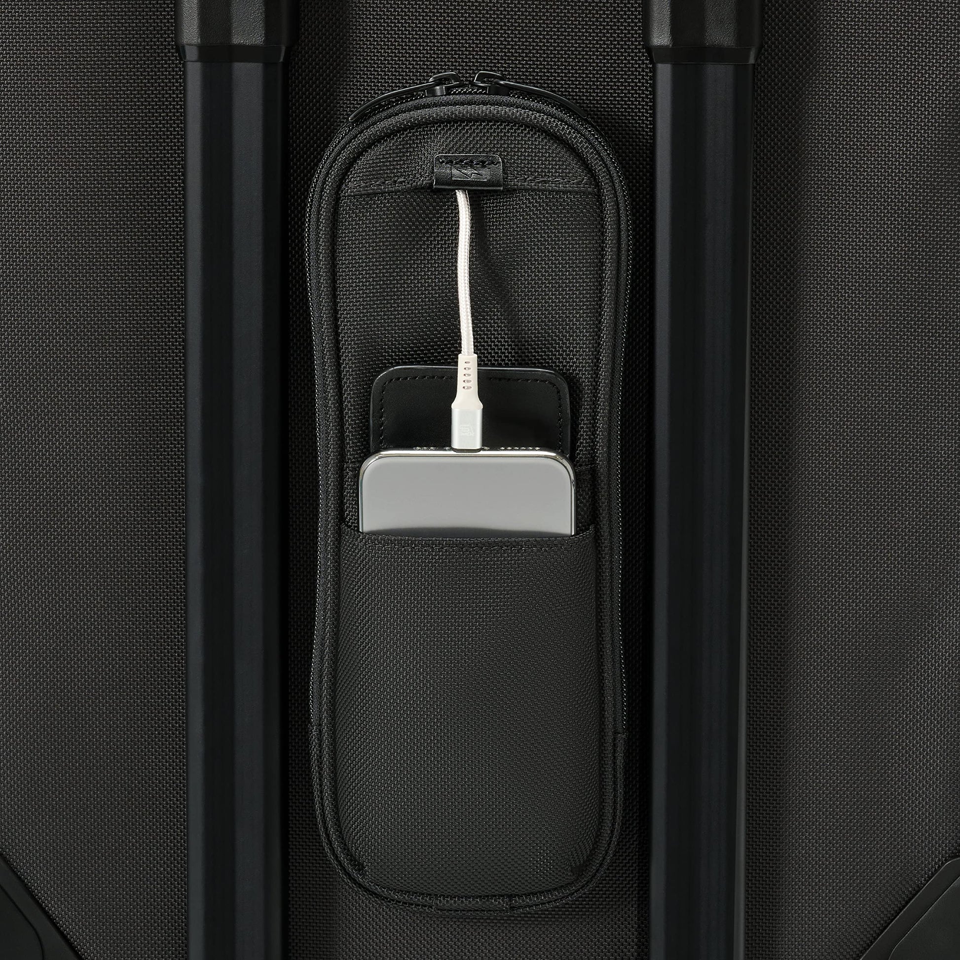 Briggs & Riley Essential 22" Carry On Expandable Spinner - Luggage for Travel, Suitcases with Wheels, Softside Rolling Bag for Men & Women, Self-Repairing Zipper - Baseline Collection, Black Gsupps Australia